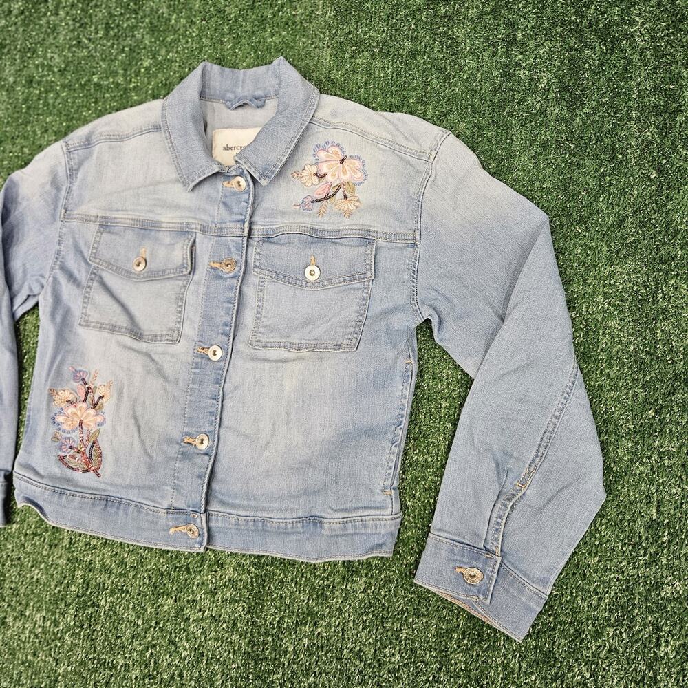 Abercrombie Kids Blue Medium Wash Floral Embroidered Denim Jacket Size 13/14 - Picture 3 of 12